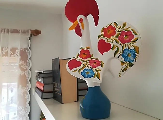 Apartamento Praça - Vistas Sobre A *