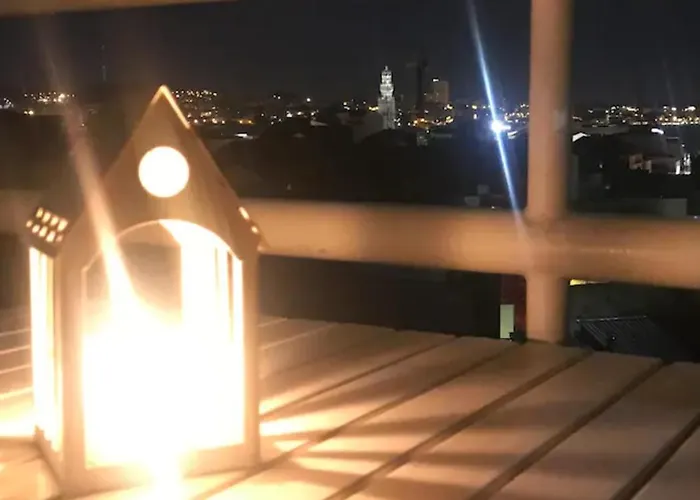 Praça - Vistas Sobre A Porto